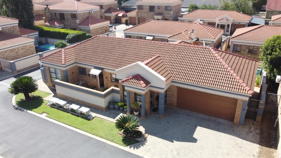 3 Bedroom Property for Sale in Grimbeeck Park North West